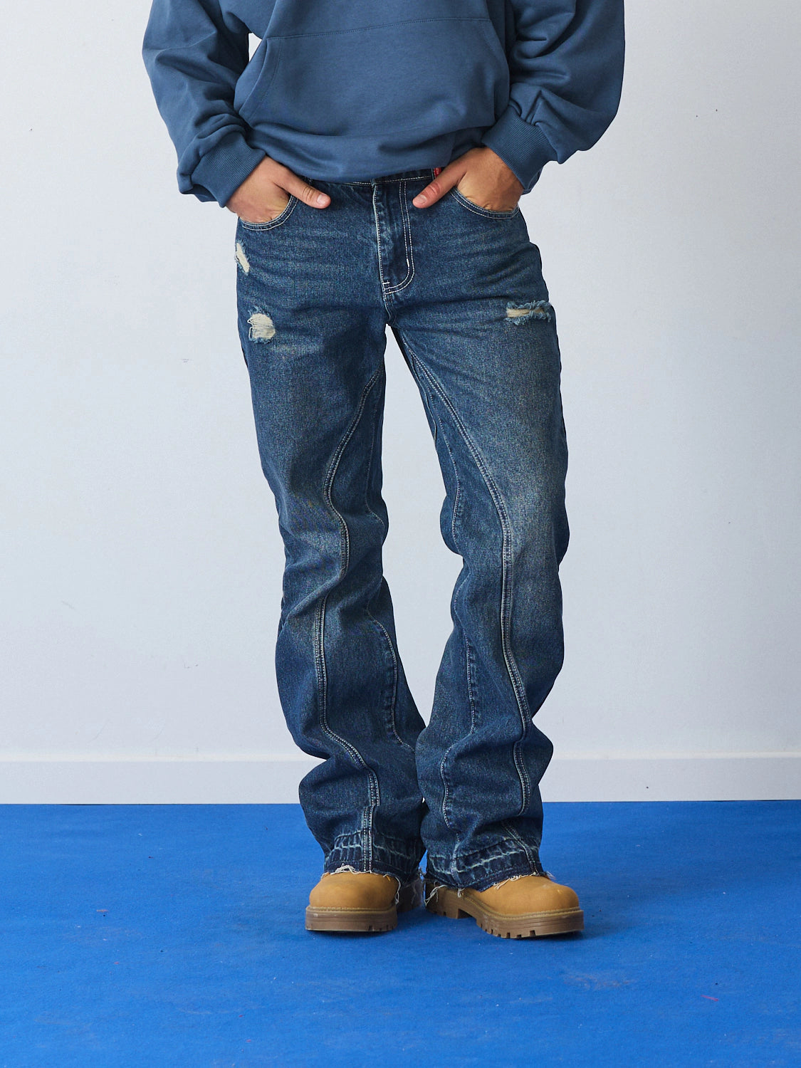 Washed knees Flare denim