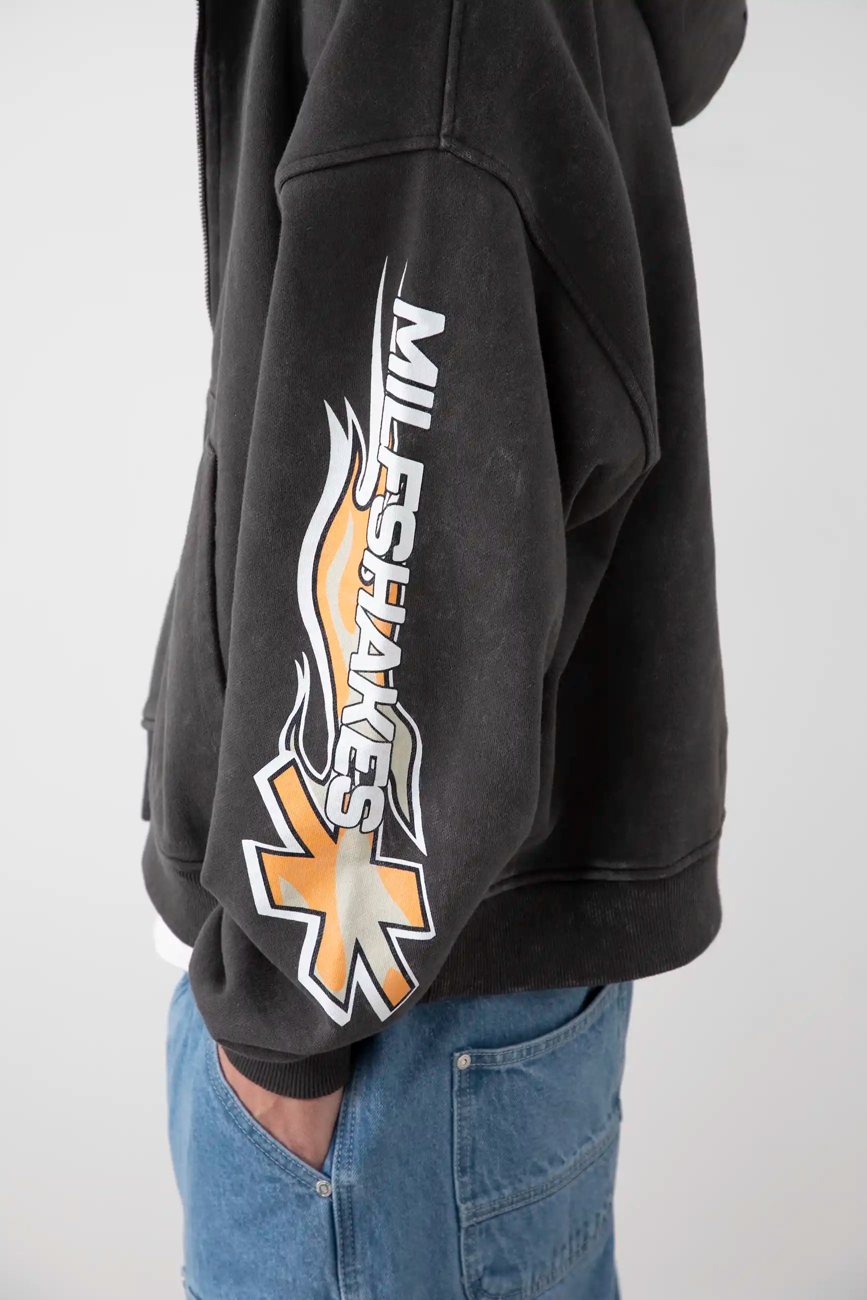 ORNG FLMS ZIPPER