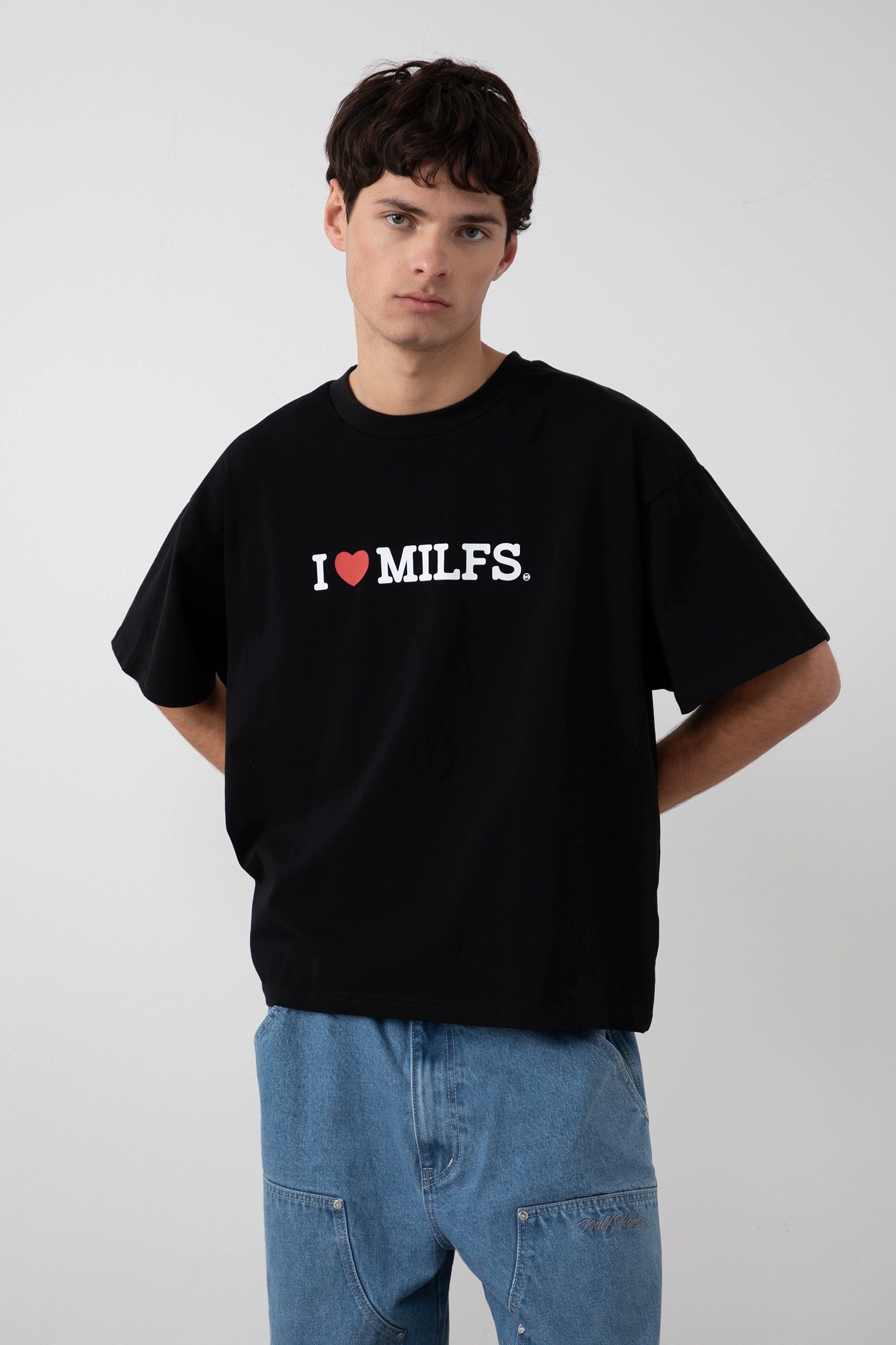 SOUVENIR TEE BLACK